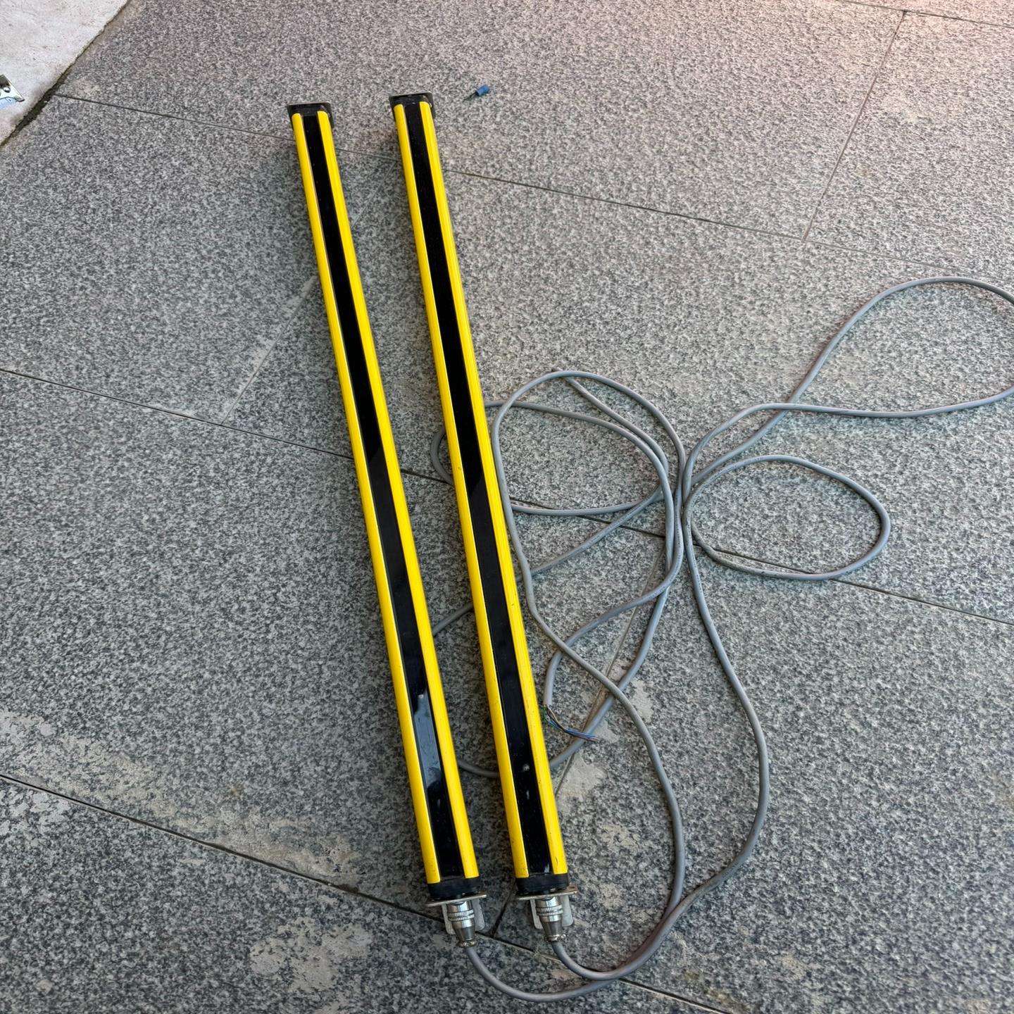 萊恩MC1640安全光柵光幕傳感器 全面解析與675厘米總長(zhǎng)度的應(yīng)用優(yōu)勢(shì)